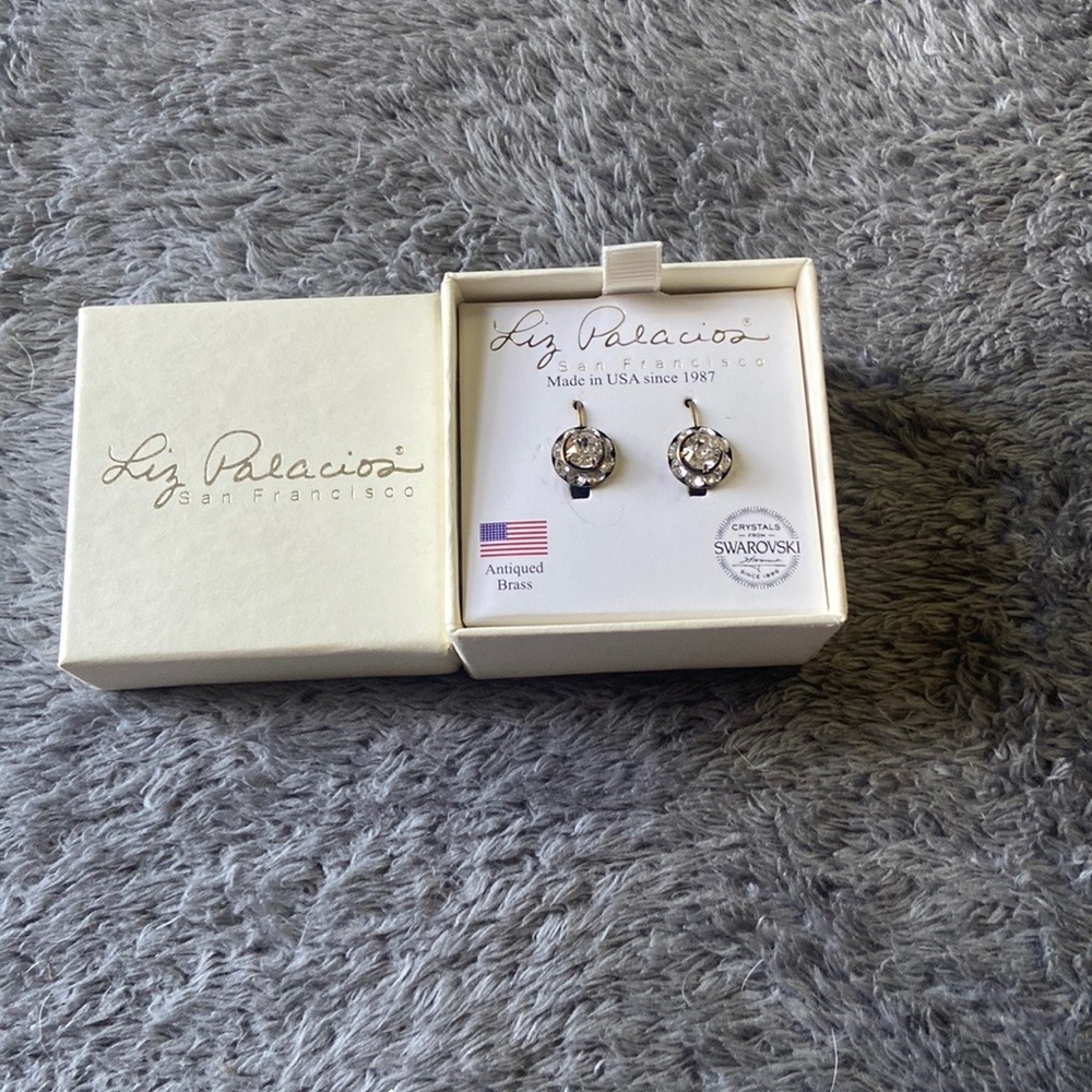 Earrings never worn new in box
